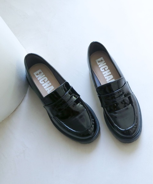 enchanted（エンチャンテッド）の「晴雨兼用プラットフォームペニーローファー（ローファー・レディース・ライトブラック/ブラック・23.5/24.5/24/22.5/23）」の19枚目の写真