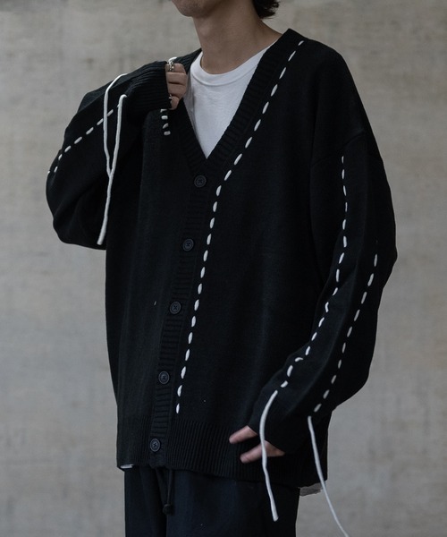 JOHN'S CLOSET（ジョンズクローゼット）の「【50】7G ハンドステッチ ルーズシルエット カーディガン（カーディガン/ボレロ・メンズ・ホワイト/ブラック・LARGE/MEDIUM）」の2枚目の写真