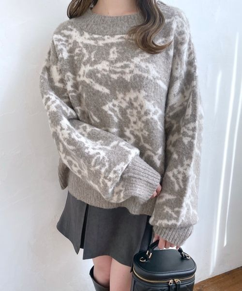 mysty woman（ミスティウーマン）の「起毛フラワージャガードニット　988043（ニット/セーター・レディース・オフホワイト/チャコールグレー/モカ・FREE）」の21枚目の写真