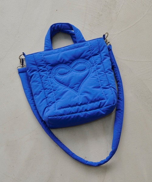 idem(イデム)の「padded heart bag/ハートモチーフキルティングバッグ(ショルダーバッグ・レディース・ブルー/アイボリー/ブラック/ブルー系その他/ピンク/その他・FREE)」の20枚目の写真