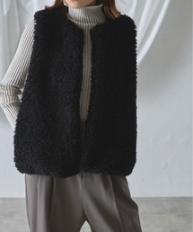 もこもこフェイクファーベスト