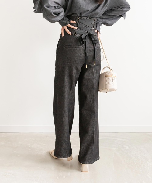 RANDA（ランダ）の「ハイウエストワイドデニムパンツ（デニムパンツ・レディース・ブラック/インディゴブルー・1/0）」の2枚目の写真