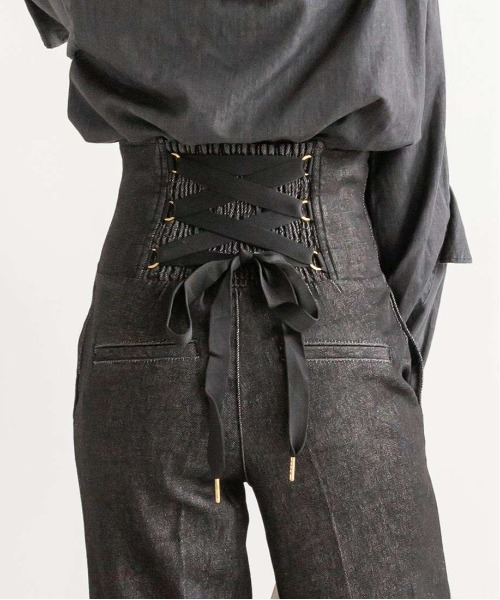 RANDA（ランダ）の「ハイウエストワイドデニムパンツ（デニムパンツ・レディース・ブラック/インディゴブルー・1/0）」の5枚目の写真