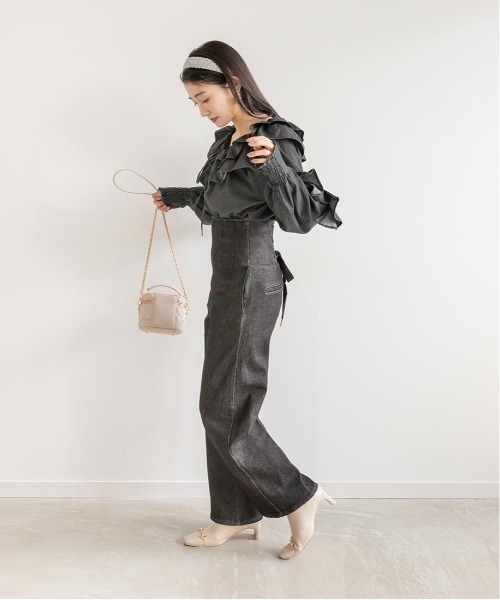 RANDA（ランダ）の「ハイウエストワイドデニムパンツ（デニムパンツ・レディース・ブラック/インディゴブルー・1/0）」の8枚目の写真