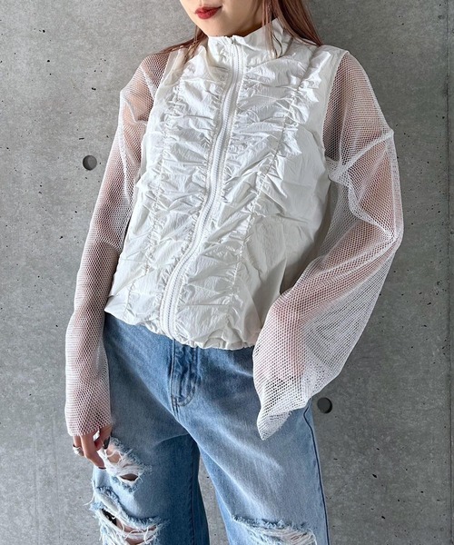 PAGEBOY（ページボーイ）の「シアーウインドベスト（ベスト・レディース・オフホワイト/チャコールグレー・FREE）」の4枚目の写真