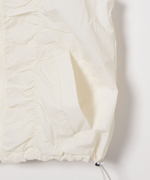 PAGEBOY（ページボーイ）の「シアーウインドベスト（ベスト・レディース・オフホワイト/チャコールグレー・FREE）」の20枚目の写真