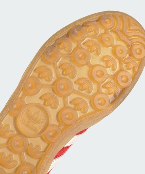 adidas（アディダス）の「ガゼル インドア / Gazelle Indoor / アディダスオリジナルス adidas Originals（スニーカー・レディース・レッド/ピンク・25.5cm/24.5cm/28.5cm/22.5cm/25.0cm/28.0cm/24.0cm/26.0cm/29.0cm/26.5cm/23.5cm/27.5cm/23.0cm/27.0cm/22.0cm）」の16枚目の写真