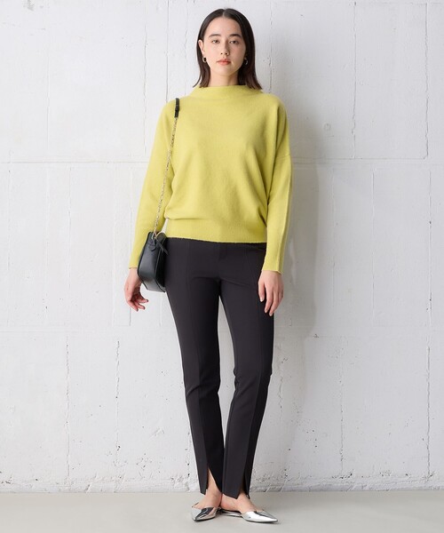UNFILO(アンフィーロ)の「フロントスリットパンツ(その他パンツ・レディース・ブラック系/ネイビー系・X-SMALL/LARGE/MEDIUM/SMALL)」の13枚目の写真