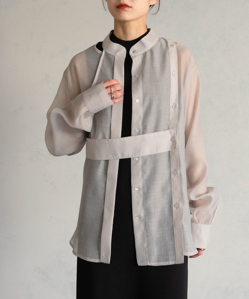 &g'aime（アンジェム）の「【&g’aime】バンドカラーシアーシャツ（シャツ/ブラウス・レディース・グレイッシュベージュ/ブラック・FREE）」の6枚目の写真