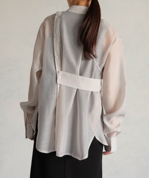 &g'aime（アンジェム）の「【&g’aime】バンドカラーシアーシャツ（シャツ/ブラウス・レディース・グレイッシュベージュ/ブラック・FREE）」の19枚目の写真
