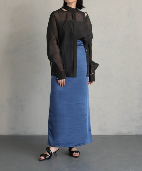 &g'aime（アンジェム）の「【&g’aime】バンドカラーシアーシャツ（シャツ/ブラウス・レディース・グレイッシュベージュ/ブラック・FREE）」の11枚目の写真