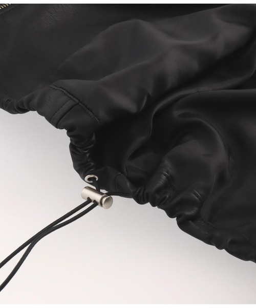 Settimissimo（セッティミッシモ）の「レザータッチ ボリュームスリーブ ブルゾン（ブルゾン・レディース・ブラック・FREE）」の4枚目の写真
