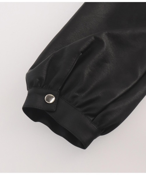 Settimissimo（セッティミッシモ）の「レザータッチ ボリュームスリーブ ブルゾン（ブルゾン・レディース・ブラック・FREE）」の5枚目の写真