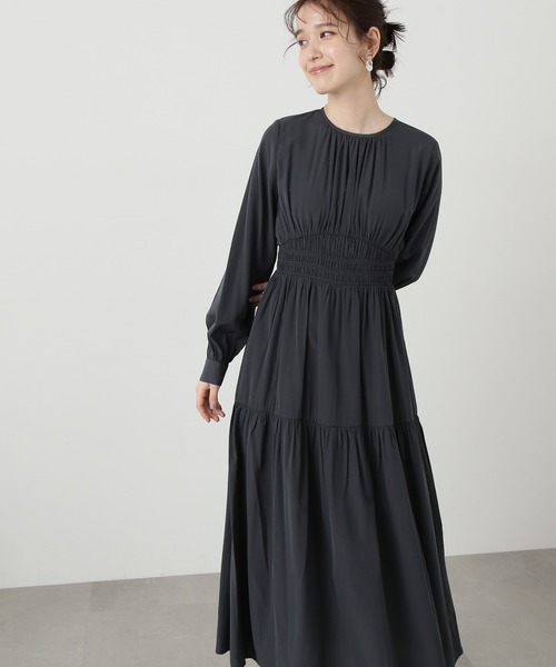 N.（N. Natural Beauty Basic）（エヌエヌナチュラルビューティーベーシック）の「◆【S Size Line】ウエストシャーリングとろみワンピース（ワンピース・レディース・ベージュ/イエロー/チャコールグレー/グレー系その他・SMALL/MEDIUM）」の2枚目の写真