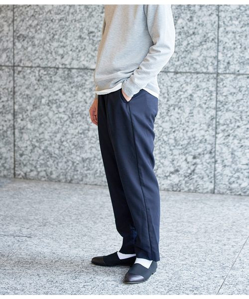 ADAM ET ROPE'(アダムエロペ)の「キャンバス×スムースレザー ストレートチップスリッポン(スリッポン・メンズ・ネイビー/ブラウン/ブラック・41/43/42/44)」の18枚目の写真