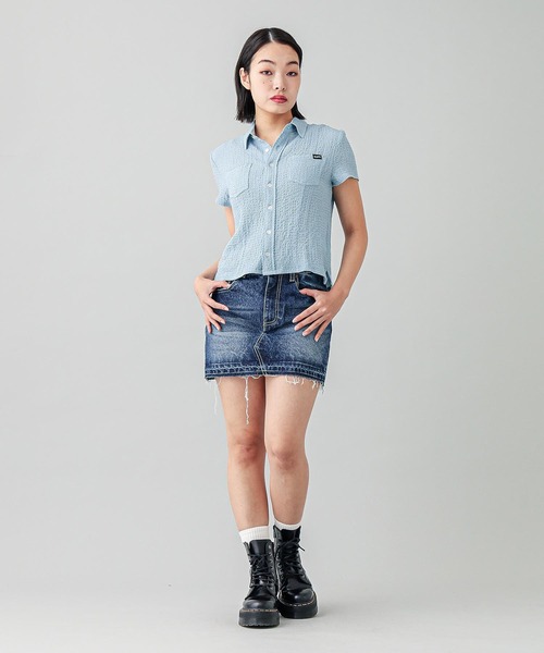 X-girl（エックスガール）の「COMPACT S/S SHIRT（シャツ/ブラウス・レディース・ブルー/ホワイト・S/M）」の7枚目の写真