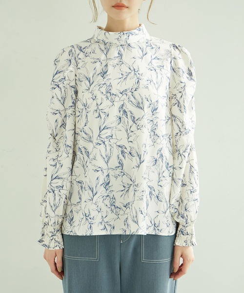 ROPE' PICNIC(ロペピクニック)の「袖シャーリングロールカラーブラウス(シャツ/ブラウス・レディース・ホワイト系その他3/ホワイト系その他・38)」の9枚目の写真
