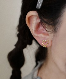 histoire（イストワール）の「痛くなりにくい ハート メタルイヤリング シリコングリップ付き（イヤリング）」