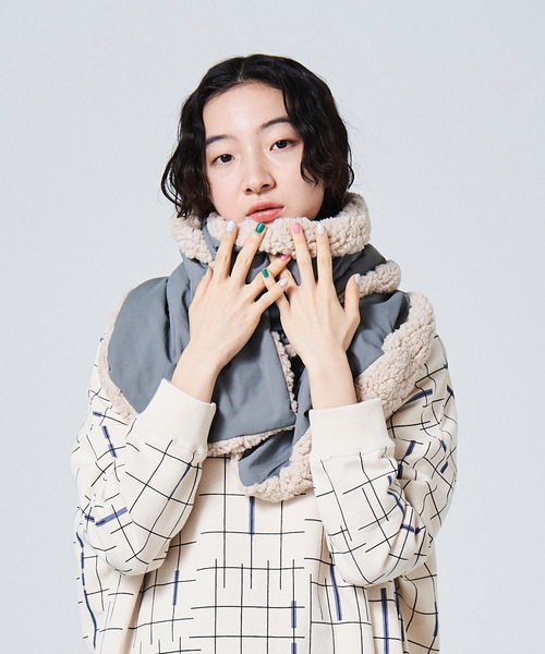 sneeuw（スニュウ）の「ショールマフラー（マフラー・レディース・グレー/マスタード・ONESIZE）」の2枚目の写真