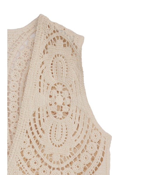 Ameri(アメリ)の「MEDI SHELL MOTIF CROCHET KNIT VEST(ベスト・レディース・アイボリー/ブラック/マスタード・FREE)」の19枚目の写真