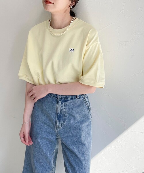 fredy emue（フレディエミュ）の「FR刺繍5分袖スウェット（スウェット・レディース・クリーム/グレー/サックスブルー/ライトグレー・38）」の4枚目の写真