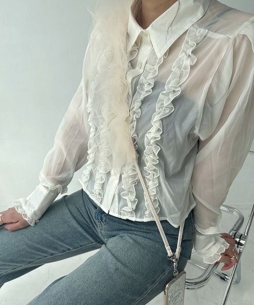 AS KNOW AS plus（アズノゥアズプラス）の「チュールフリルストラップ（スマホグッズ・レディース・グレー/ブラック/アイボリー・FREE）」の2枚目の写真