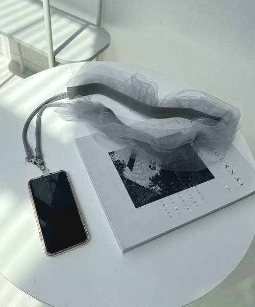 AS KNOW AS plus（アズノゥアズプラス）の「チュールフリルストラップ（スマホグッズ・レディース・グレー/ブラック/アイボリー・FREE）」の22枚目の写真