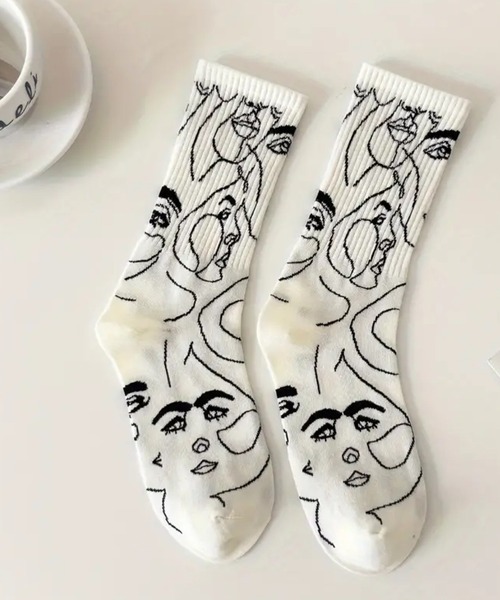 NOLITA LABORATORY（ノリータラボラトリー）の「【 NOLITA / ノリータ 】3ペア 抽象画 プリントソックス スタイリッシュ クリエイティブ ミッドチューブ ソックス 靴下（ソックス/靴下・レディース・ホワイト/ブラック・FREE）」の5枚目の写真