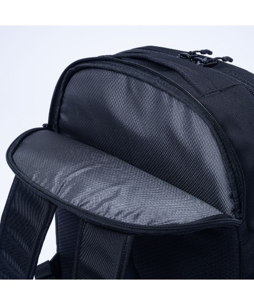 BEAMS DESIGN（ビームス デザイン）の「BEAMSDESIGN（ビームスデザイン）ABILITYバックパック（M）（バックパック/リュック・メンズ・ブラック・FREE）」の2枚目の写真