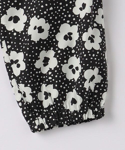 green label relaxing（グリーンレーベルリラクシング）の「フラワープリント アラジンパンツ 100cm-130cm（その他パンツ・キッズ・ブラック/ケリー・110cm/120cm/130cm/100cm）」の7枚目の写真