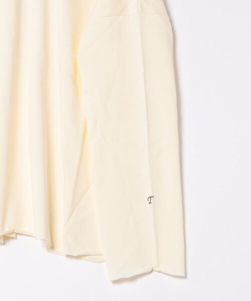 Torrazzo Donna（トラッゾドンナ）の「2WAYカットソートップス（Tシャツ/カットソー・レディース・アイボリー/チャコールグレー・FREE）」の11枚目の写真