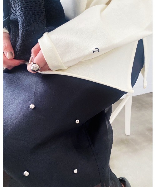 Torrazzo Donna（トラッゾドンナ）の「2WAYカットソートップス（Tシャツ/カットソー・レディース・アイボリー/チャコールグレー・FREE）」の10枚目の写真