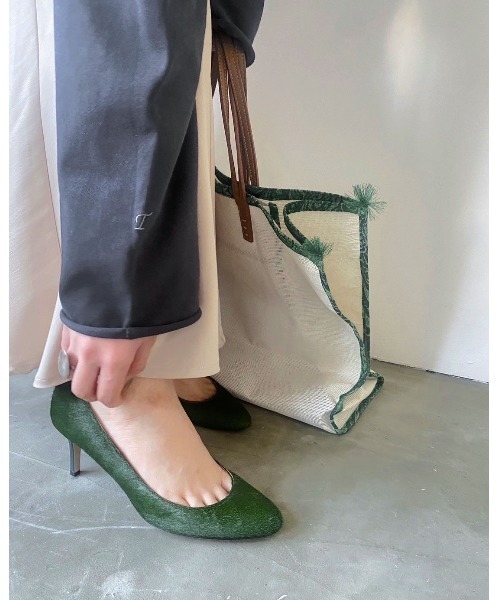 Torrazzo Donna（トラッゾドンナ）の「2WAYカットソートップス（Tシャツ/カットソー・レディース・アイボリー/チャコールグレー・FREE）」の6枚目の写真