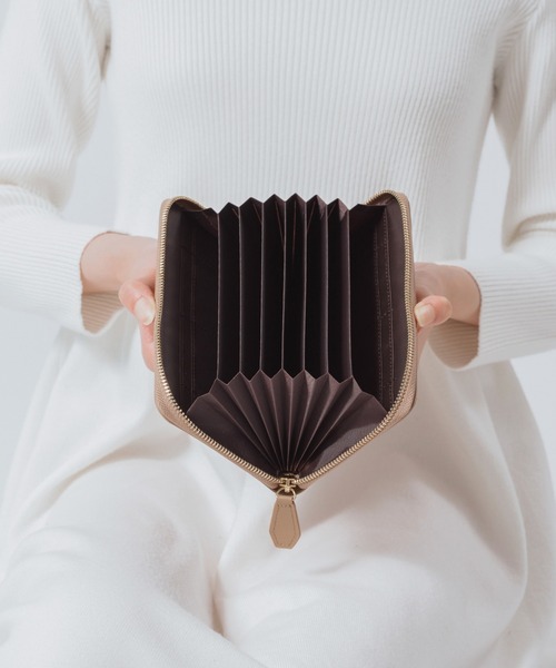 MURA（ムラ）の「牛革 スキミング防止 大容量 通帳ケース（パスポートケース・レディース・ピンク/ブラック/グレー/ベージュ/グリーン・FREE）」の11枚目の写真