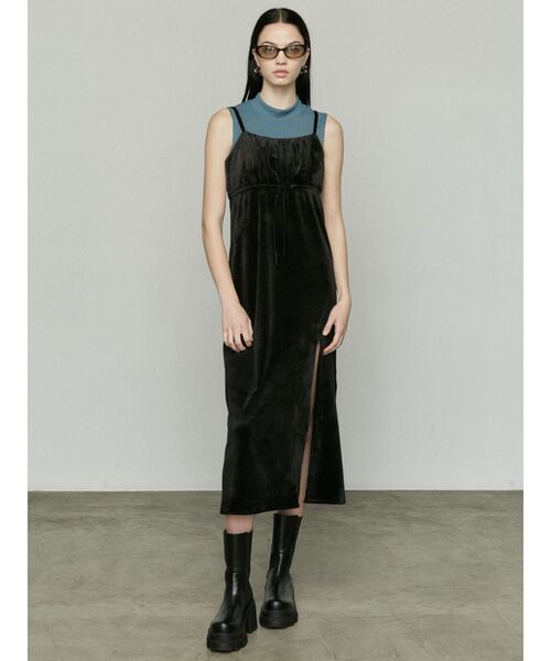 EMODA（エモダ）の「ギャザースリットベロアワンピース（ワンピース・レディース・その他/グレー/ブラック・FREE）」の18枚目の写真