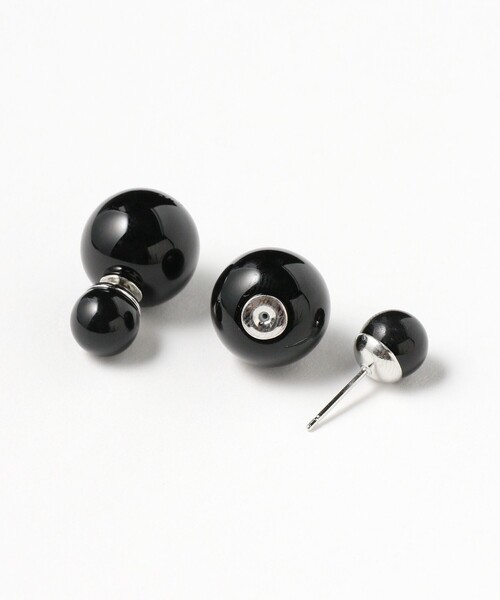 BEAMS BOY（ビームスボーイ）の「カラーボール ピアス（ピアス（両耳用）・レディース・レッド/ネイビー/ホワイト/ブラック・ONE SIZE）」の6枚目の写真