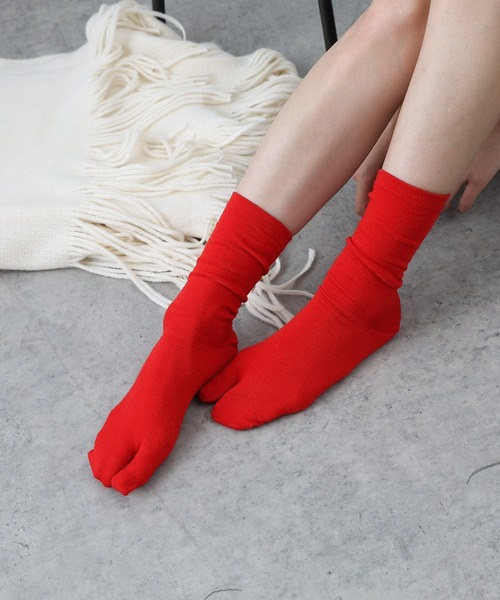 COLONY 2139（コロニートゥーワンスリーナイン）の「足袋ソックス(20cm丈)（ソックス/靴下・レディース・ブラック/レッド/ホワイト・23-25）」の15枚目の写真