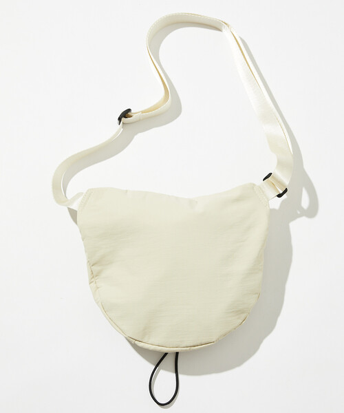 UMBRO（アンブロ）の「UMBRO/アンブロ SP Small BAG/別注 スモール ボディバッグ（ショルダーバッグ・メンズ・オフホワイト/チャコールグレー/ブラック/ベージュ系/チェック/グレー系/ベージュ系その他/ブラック系その他・ﾌﾘ-）」の12枚目の写真