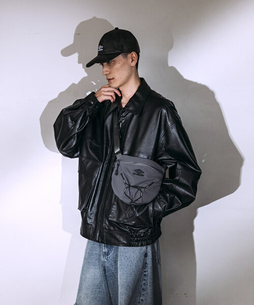 UMBRO（アンブロ）の「UMBRO/アンブロ SP Small BAG/別注 スモール ボディバッグ（ショルダーバッグ・メンズ・オフホワイト/チャコールグレー/ブラック/ベージュ系/チェック/グレー系/ベージュ系その他/ブラック系その他・ﾌﾘ-）」の19枚目の写真