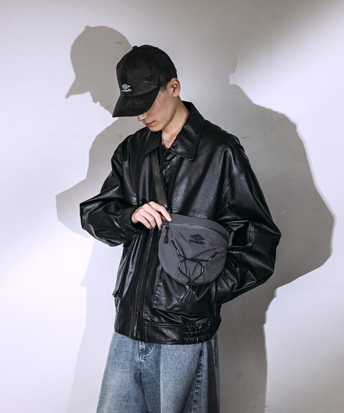 UMBRO（アンブロ）の「UMBRO/アンブロ SP Small BAG/別注 スモール ボディバッグ（ショルダーバッグ・メンズ・オフホワイト/チャコールグレー/ブラック/ベージュ系/チェック/グレー系/ベージュ系その他/ブラック系その他・ﾌﾘ-）」の21枚目の写真