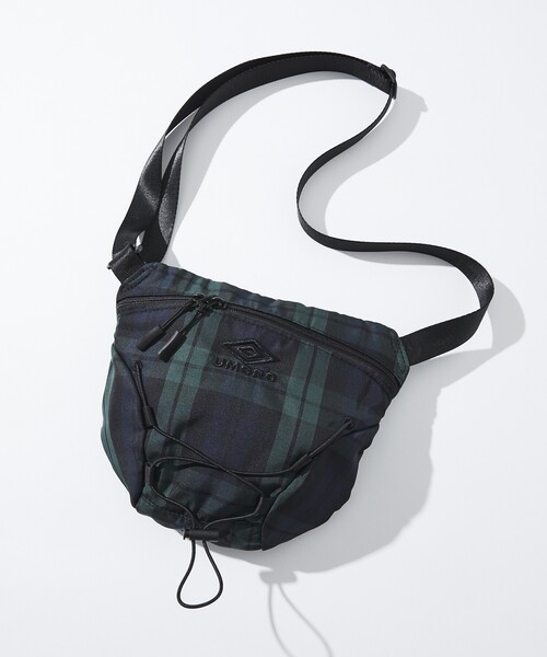 UMBRO（アンブロ）の「UMBRO/アンブロ SP Small BAG/別注 スモール ボディバッグ（ショルダーバッグ・メンズ・オフホワイト/チャコールグレー/ブラック/ベージュ系/チェック/グレー系/ベージュ系その他/ブラック系その他・ﾌﾘ-）」の8枚目の写真