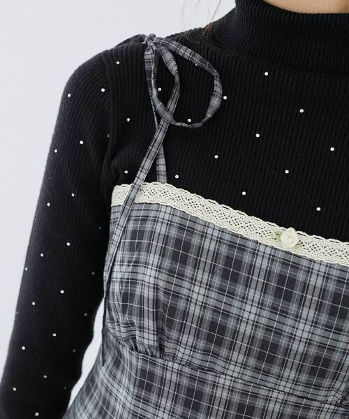 MAJESTIC LEGON（マジェスティックレゴン）の「ラインストーンタートルネックニット（ニット/セーター・レディース・グレー/ブラック/アイボリー/ピンク・MEDIUM）」の19枚目の写真