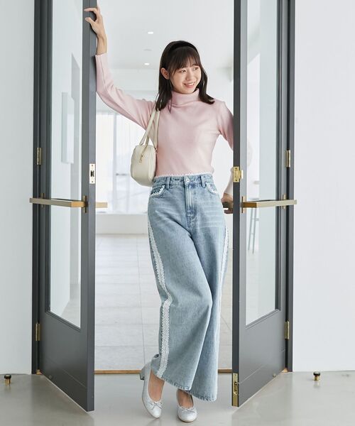 MAJESTIC LEGON（マジェスティックレゴン）の「ラインストーンタートルネックニット（ニット/セーター・レディース・グレー/ブラック/アイボリー/ピンク・MEDIUM）」の20枚目の写真