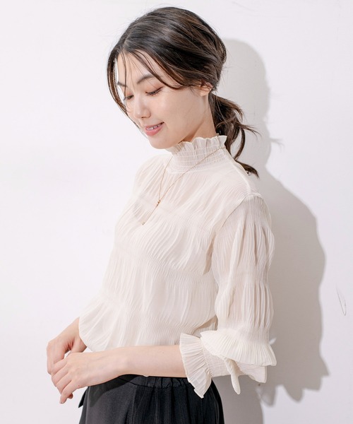 Jayro（ジャイロ）の「マジョリカプリーツプルオーバー（Tシャツ/カットソー・レディース・ダークブラウン/グリーン/パープル/ワイン/ブラック/ネイビー/ピンク/ライトグリーン/ブルー/ホワイト系その他/ピンク系その他/ホワイト系その他2/ラベンダー・FREE）」の3枚目の写真