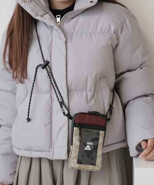 POLeR（ポーラー）の「POLeR/ポーラー PADDED MOBILE PASS POUCH