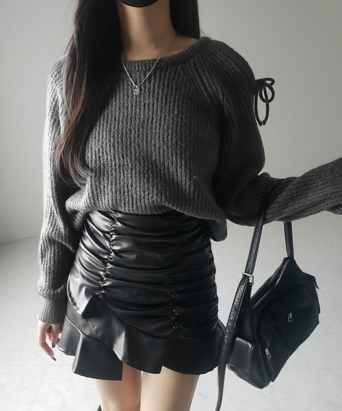 me+em select(ミームセレクト)の「※※【 3color 】カットアウトショルダーリボンオーバーリブニット / Cut-out shoulder ribbon over lib knit(ニット/セーター・レディース・グレー/チャコール/ベージュ・FREE)」の8枚目の写真