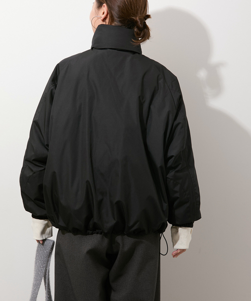 JOURNAL STANDARD relume（ジャーナルスタンダード　レリューム）の「別注 WILD THINGS×TAION×relume HAPPY JKT：リバーシブルダウンジャケット（ダウンジャケット/コート・レディース・ブラック/ベージュ・SMALL/MEDIUM）」の17枚目の写真