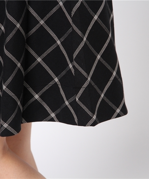 one after another NICE CLAUP(ワンアフターアナザーナイスクラップ)の「【ナイスクラップ】ウィンドペン2つ釦スカート(スカート・レディース・グレー/ネイビー/ブラック・FREE)」の10枚目の写真