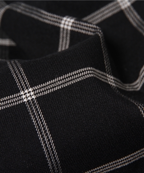 one after another NICE CLAUP(ワンアフターアナザーナイスクラップ)の「【ナイスクラップ】ウィンドペン2つ釦スカート(スカート・レディース・グレー/ネイビー/ブラック・FREE)」の14枚目の写真