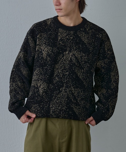 COLONY 2139（コロニートゥーワンスリーナイン）の「パウダー柄モールニット（ニット/セーター・メンズ・ネイビー/ブラック・MEDIUM/LARGE）」の7枚目の写真
